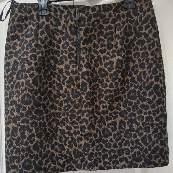 Lovely Leopard Skirt - Picture 2 of 5